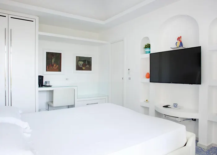 Lhp Executive Design *