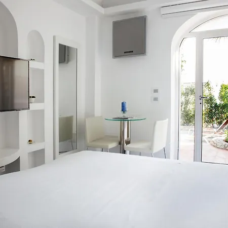 Lhp Executive Apartment