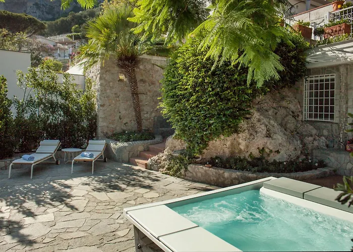 Lhp Executive Design